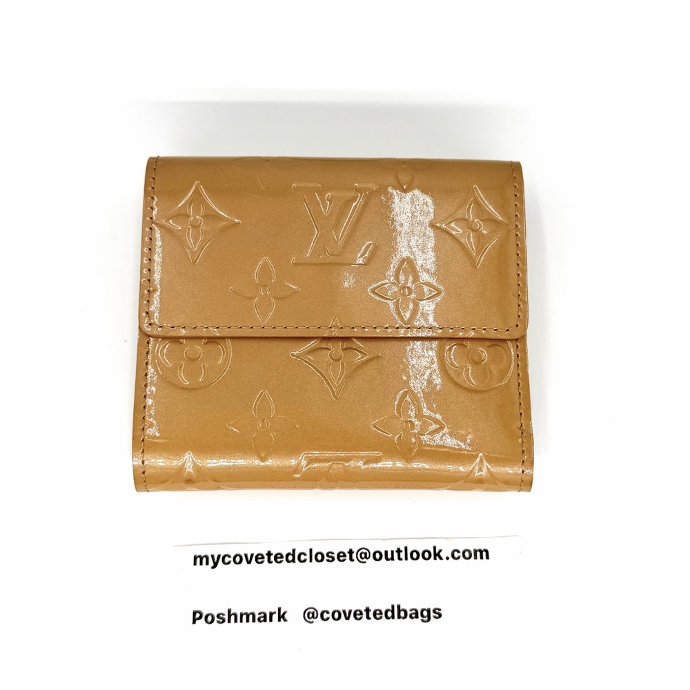 LV Elise Latte Vernis Compact Wallet Rare Color in Excellent Condition. - Picture 2 of 15